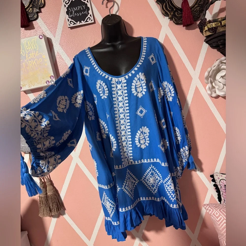 Elan Blue Dress with White Embroidery - Picture 4 of 8